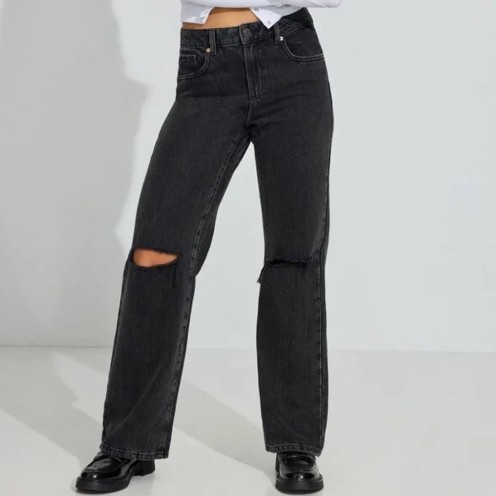 Garage jeans grey/black ripped knee size 7